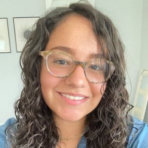 Meet your Posher, Julia